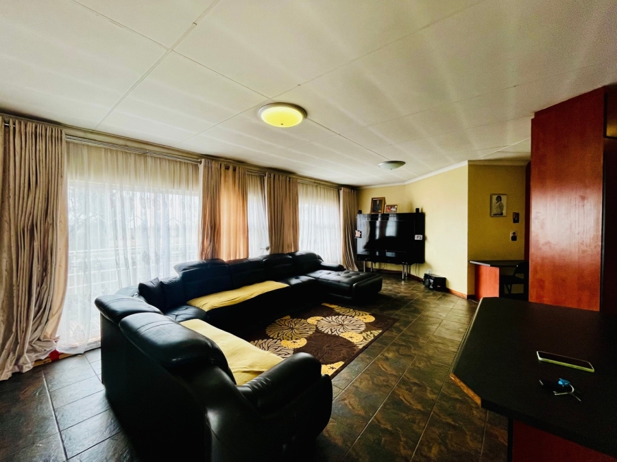 3 Bedroom Property for Sale in Universitas Ridge Free State
